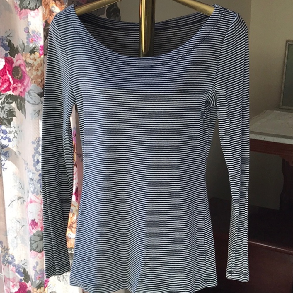 Banana Republic Navy and White Stripe Long-sleeved Tee XS
